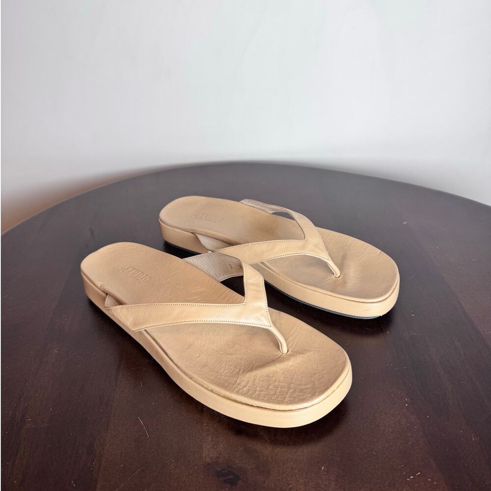 Via Spiga Leather Platform Flip-Flops - Size 9